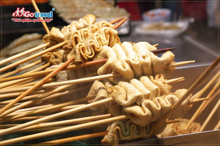 Thưởng thức một số món ăn truyền thống trong tour du lịch Hàn Quốc mùa thu.