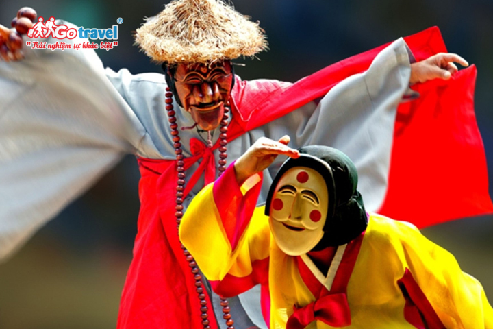 Lễ hội múa mặt nạ Andong vào mùa thu