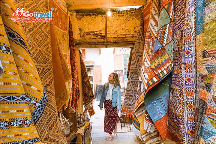 Thành phố Fes với những con phố nhỏ hẹp