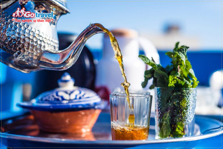Trà bạc hà - thức uống truyền thống của người Maroc